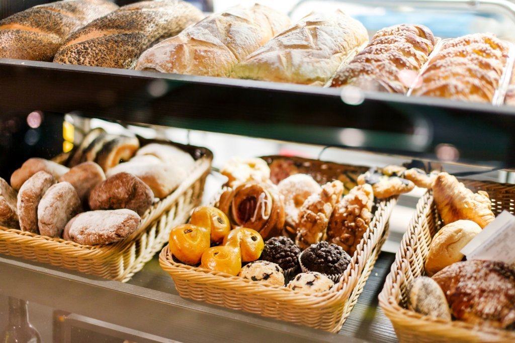 3 Online Review Strategies for Bakeries